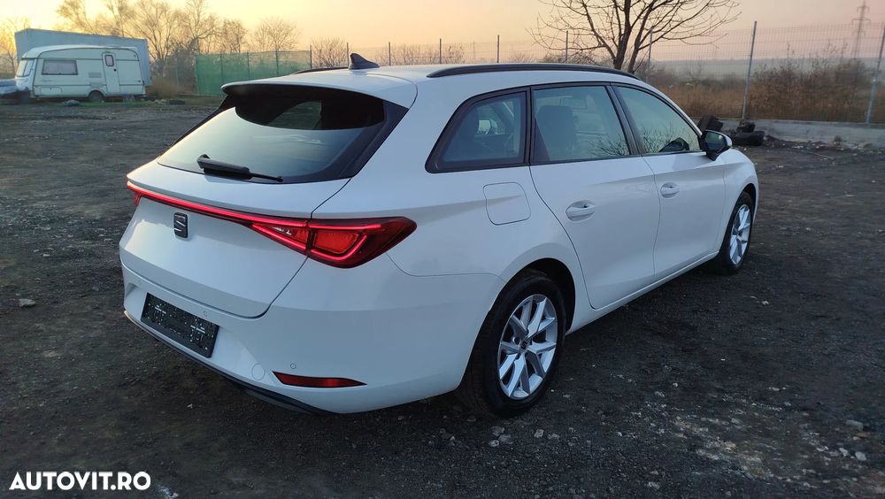 Seat Leon Sportstourer 2.0 TDI Style Edition - 4