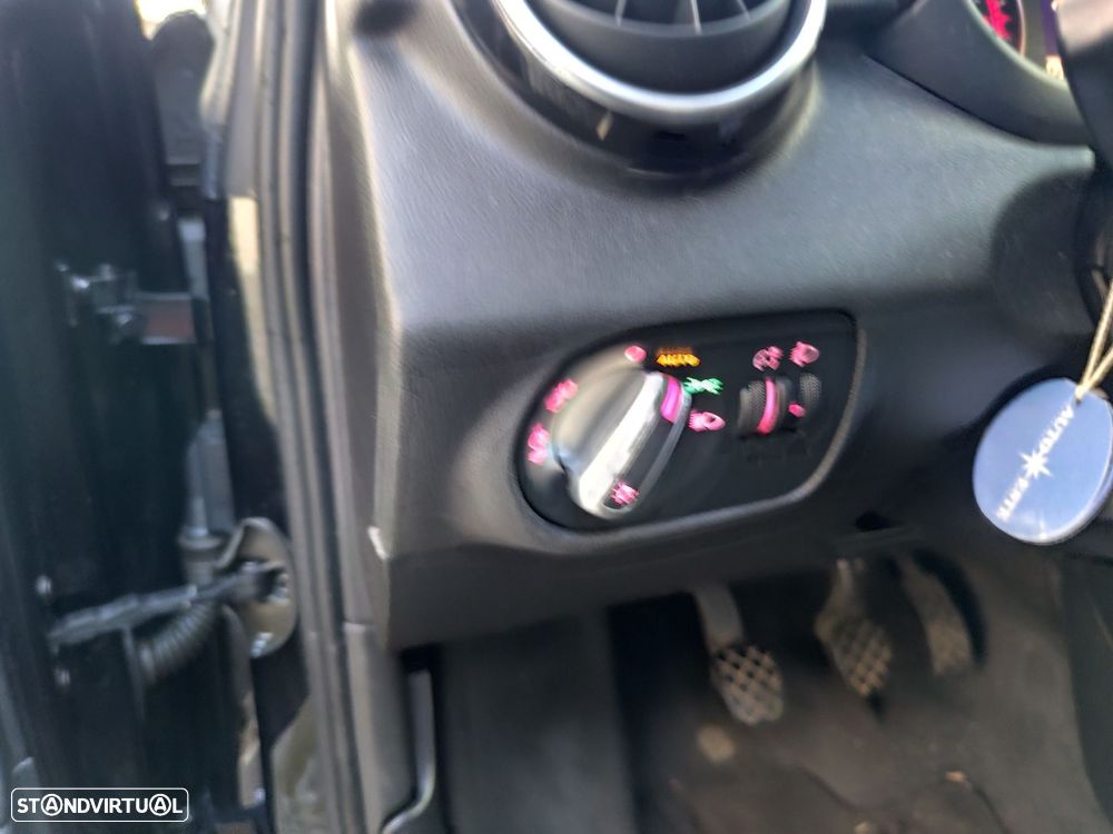 Audi A1 Sportback 1.6 TDI Sport - 18