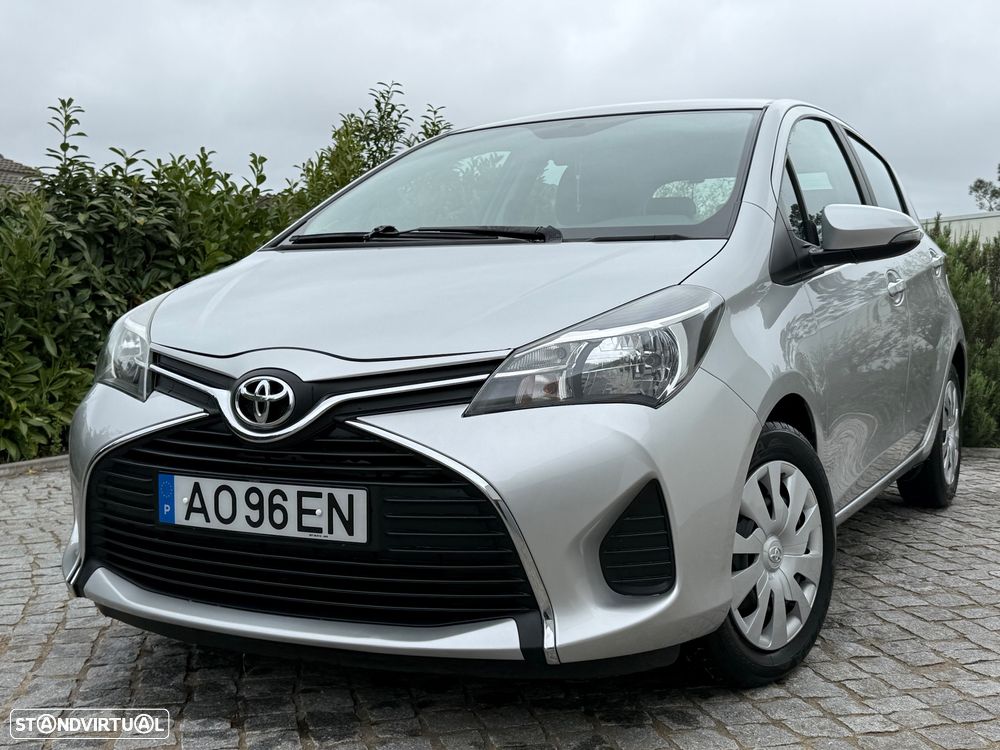 Toyota Yaris 1.0 VVT-i Comfort c/ Design-Pack - 1