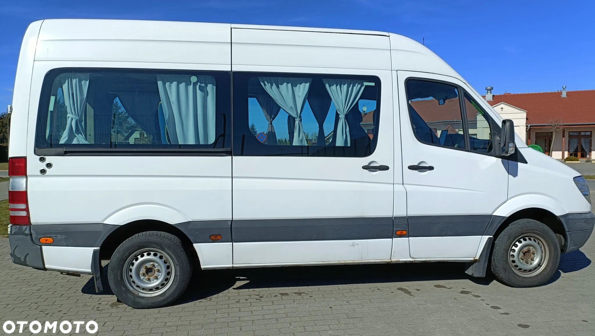Mercedes-Benz Sprinter - 1