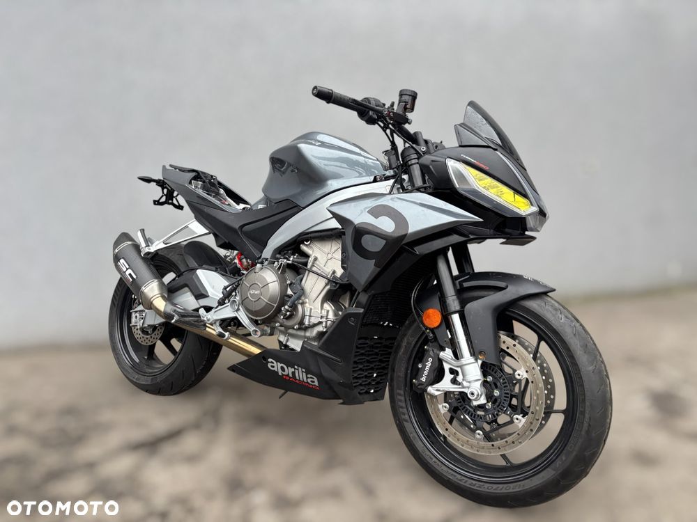 Aprilia Tuono - 1