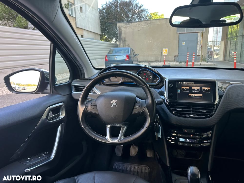 Peugeot 2008 - 6