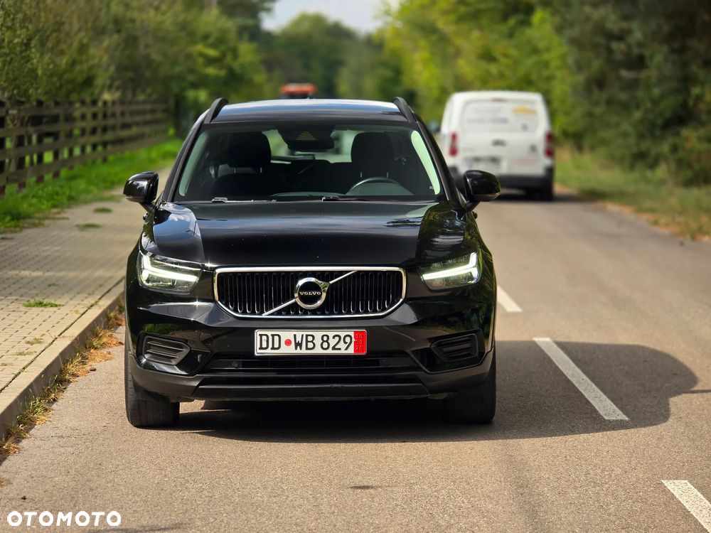 Volvo XC 40 D3 AWD Momentum Pro - 11