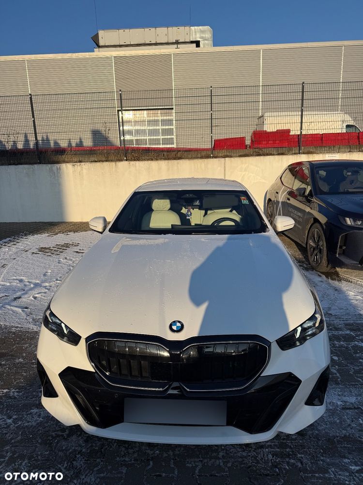 BMW Seria 5 - 12