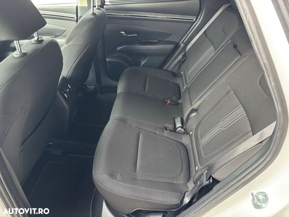 Hyundai Tucson 1.6 T-GDi 48V-Hybrid 2WD DCT Select - 38