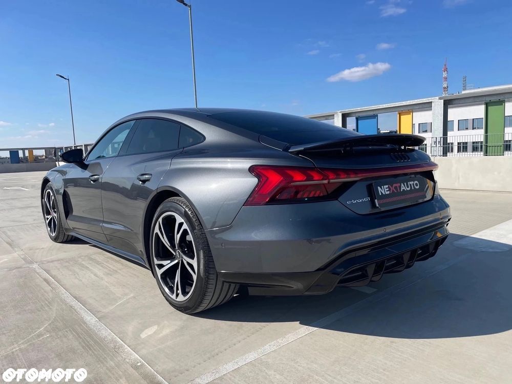 Audi e-tron GT 60 93kWh Quattro - 9