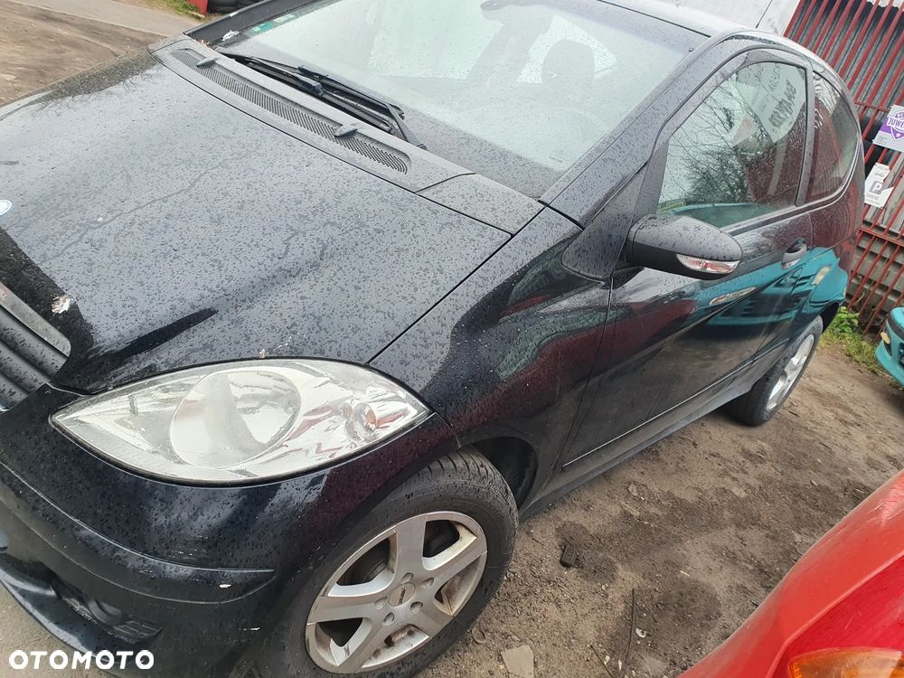 W169 silnik 1,5 benzyna 70 kW zderzak drzwi lewe błotnik lampa przód tył prawa lewa skrzynia Mercedes na części - 2