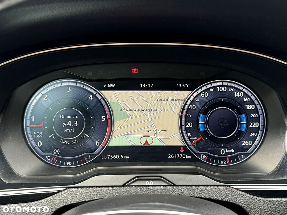 Volkswagen Passat - 17