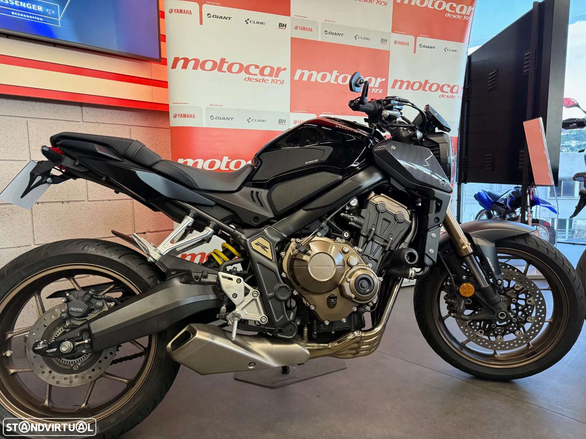Honda CB - 21