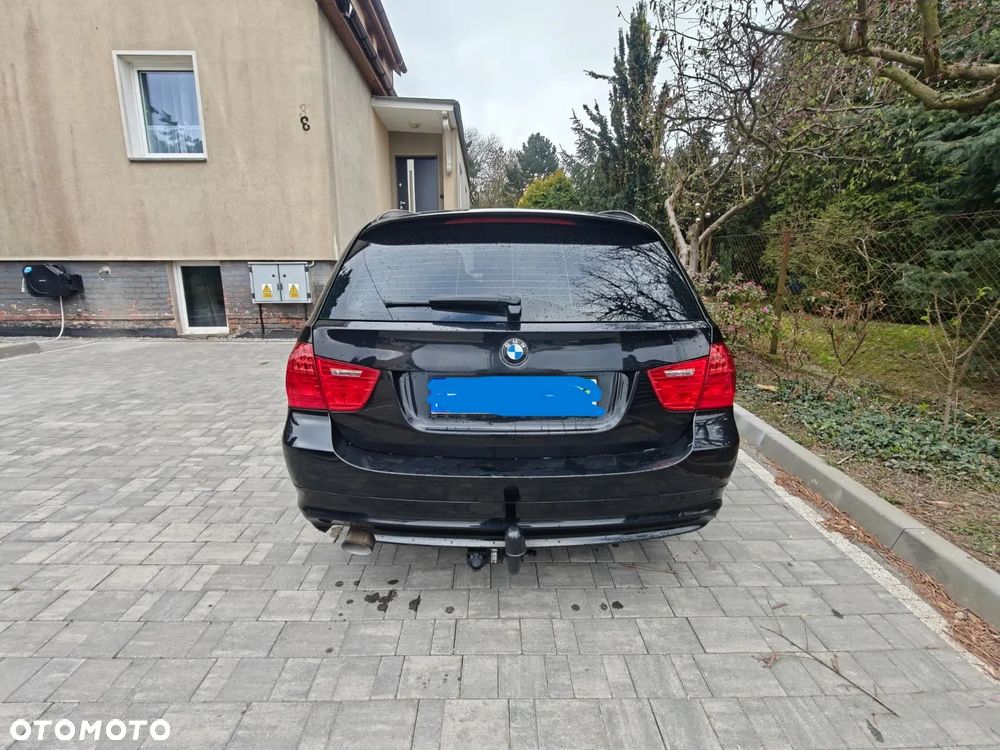 BMW Seria 3 318d DPF - 2