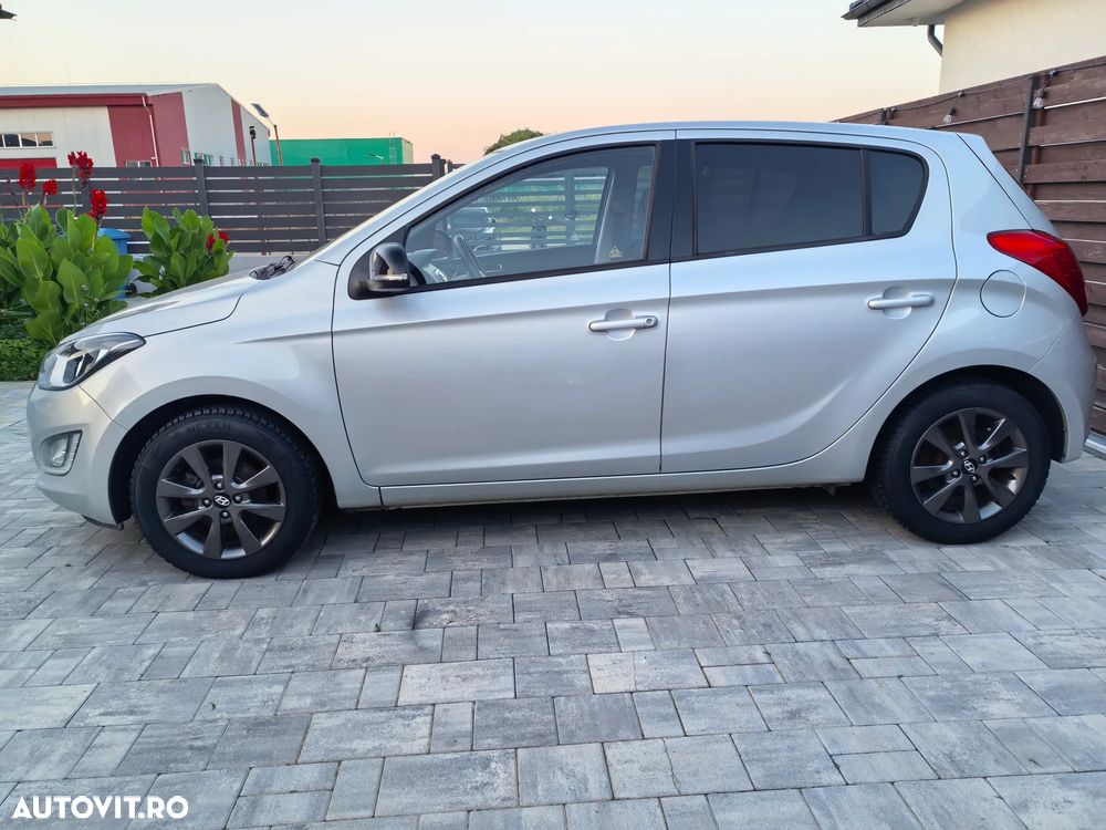 Hyundai i20 1.1 CRDi Comfort+ - 16