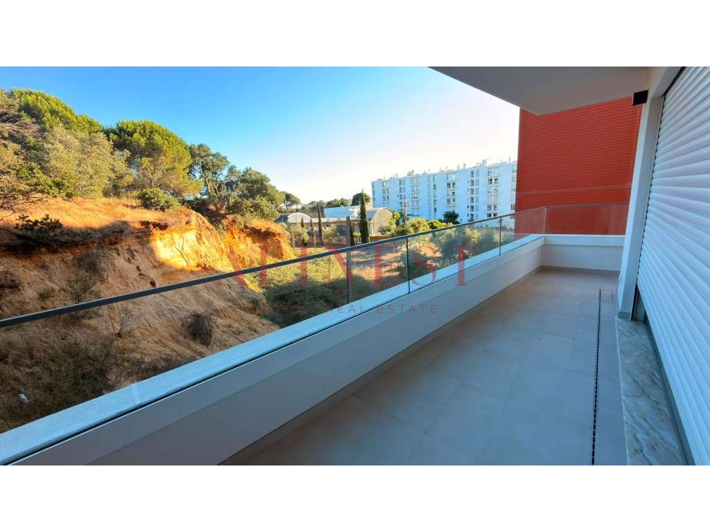 APARTAMENTO T2 NOVO COM TERRAÇO E VISTA RIO - BAÍA DO SEIXAL - Grande imagem: 2/25