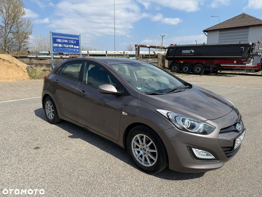 Hyundai i30 1.4 Comfort - 10