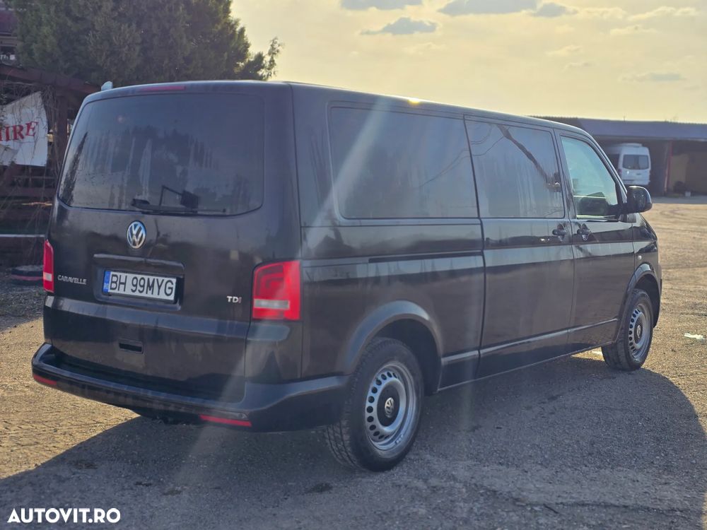 Volkswagen Caravelle - 9