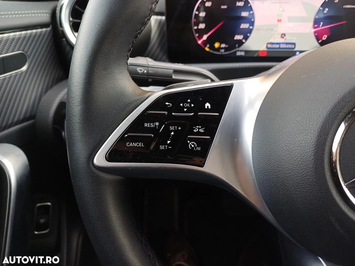 Mercedes-Benz CLA 180 7G-DCT - 16