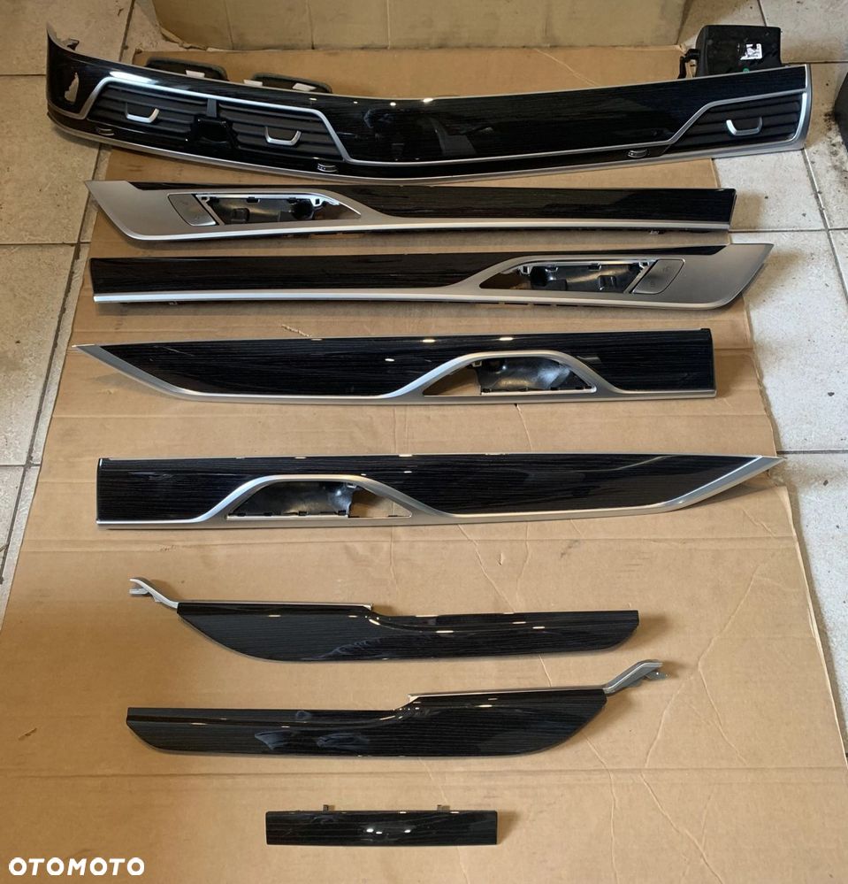 DEKORY LISTWY OZDOBNE WNĘTRZA AMBIENT BMW 7 G11 FINELINE SCHWARZ KOMPLET