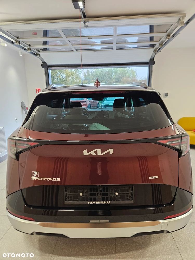 Kia Sportage 1.6 T-GDI HEV Business Line 4WD - 6