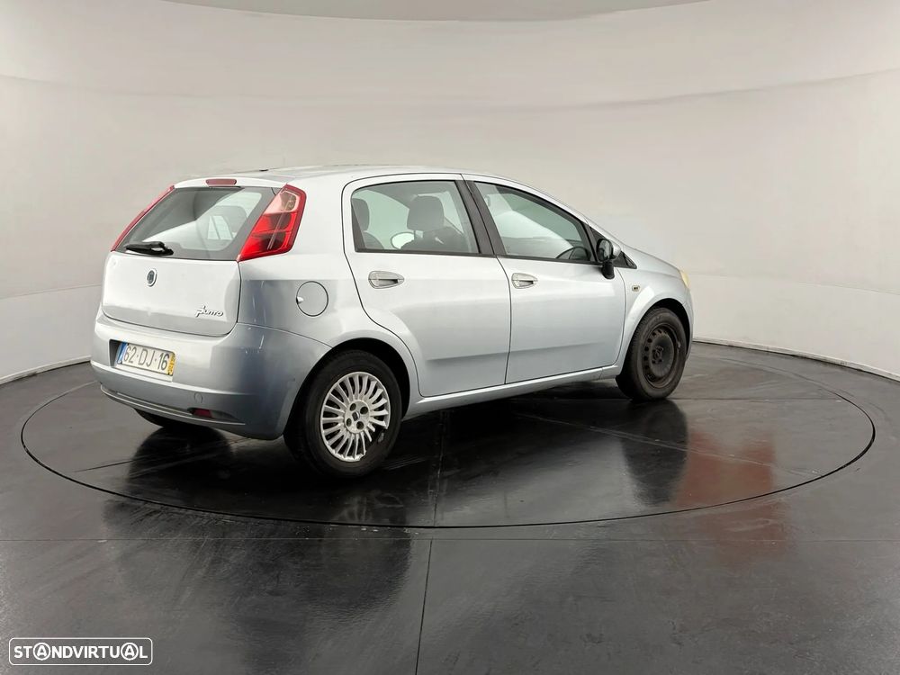 Fiat Grande Punto - 6