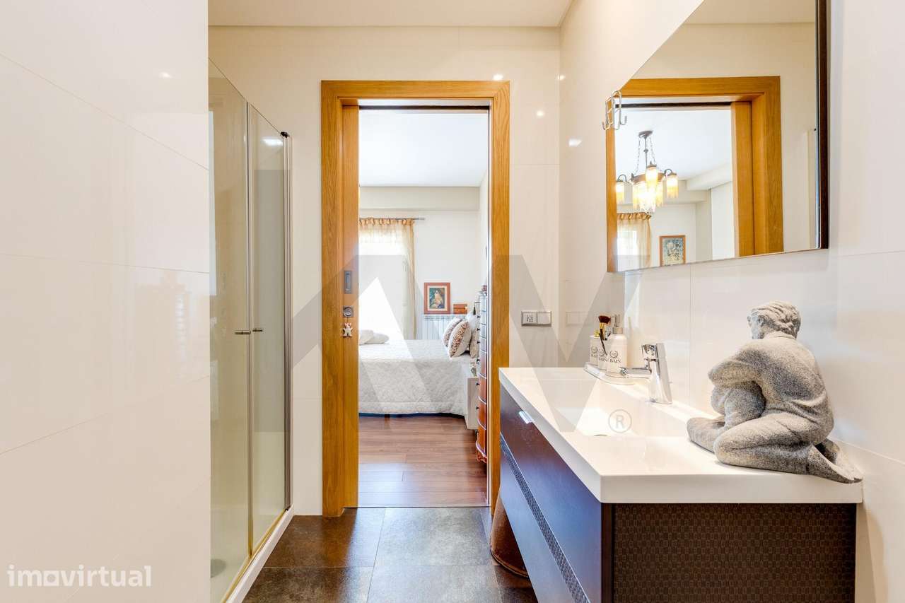 Apartamento T3 com Vista Rio e Excelente Exposição Solar em Leiria - Grande imagem: 4/30