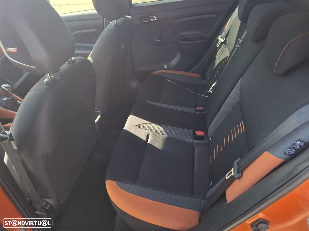 Nissan Micra 0.9 IG-T Tekna Orange Vibes S/S - 22