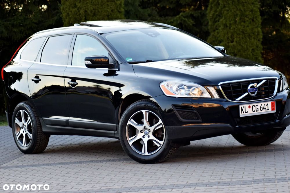 Volvo XC 60 3.2 AWD RDesign - 25