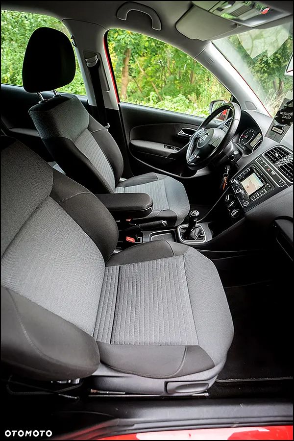 Volkswagen Polo 1.2 12V Comfortline - 35