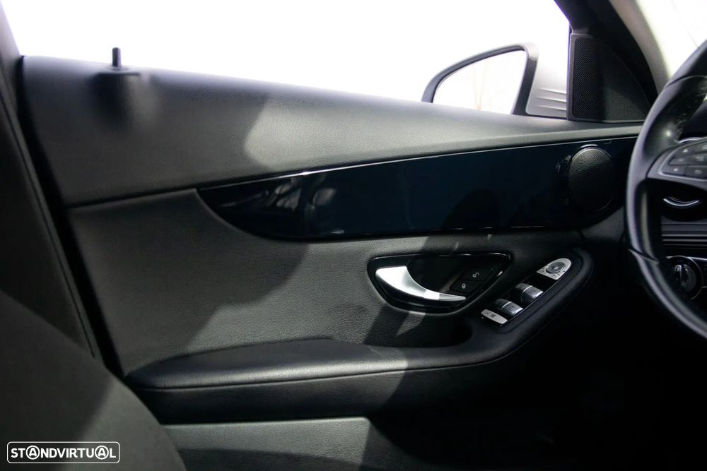 Mercedes-Benz C 180 - 61