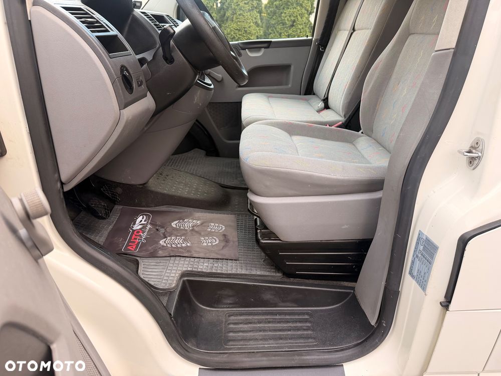 Volkswagen Transporter - 20