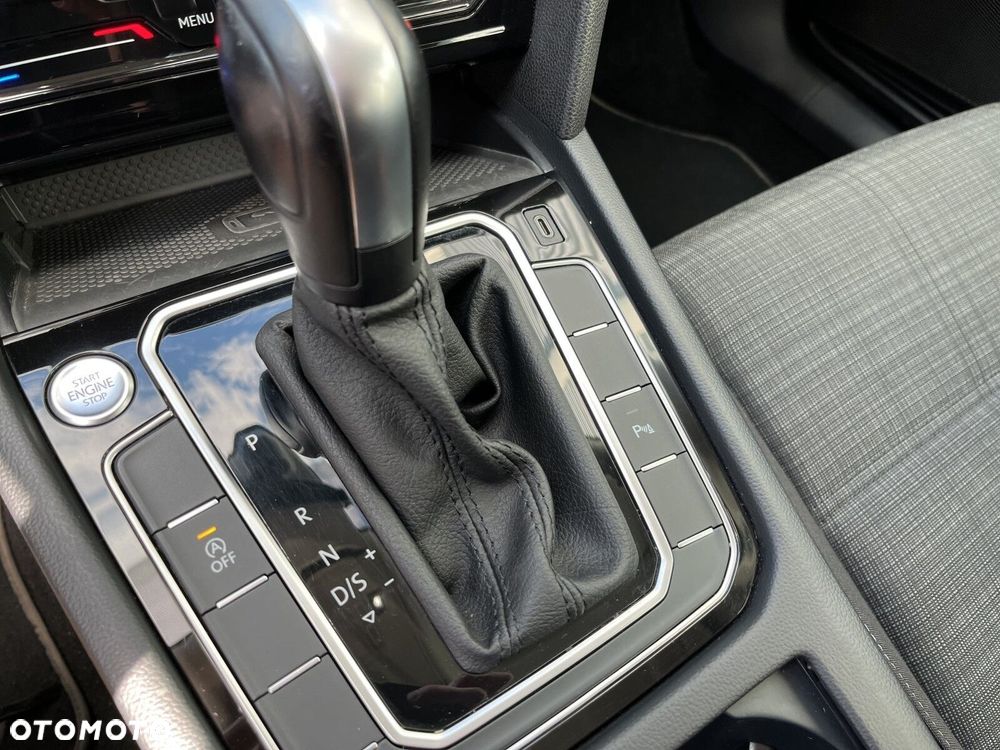 Volkswagen Passat Variant - 29