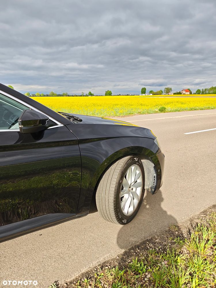 Skoda Superb 2.0 TDI DSG Ambition - 9