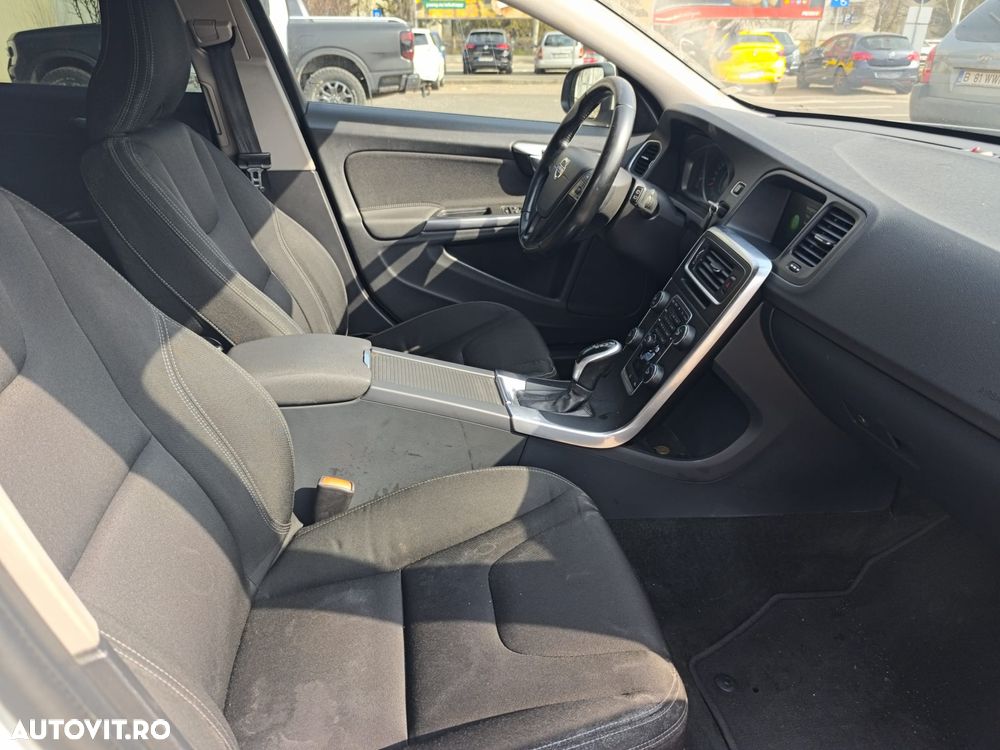 Volvo V60 D2 Geartronic Powershift - 16
