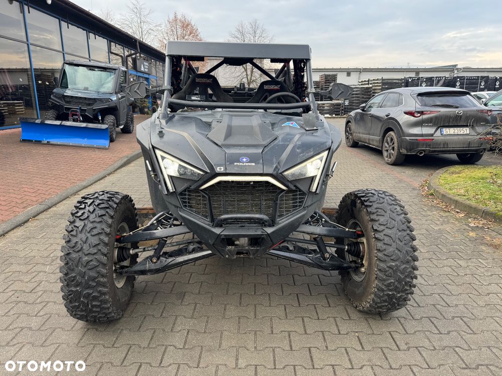 Polaris RZR - 13