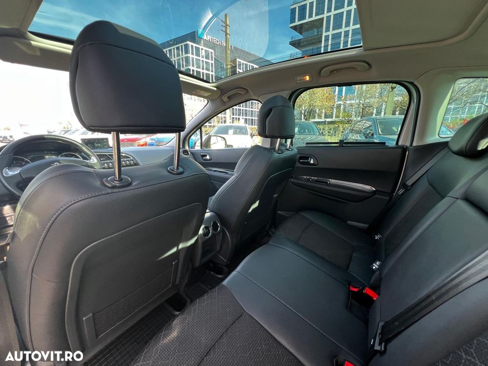 Peugeot 3008 - 8