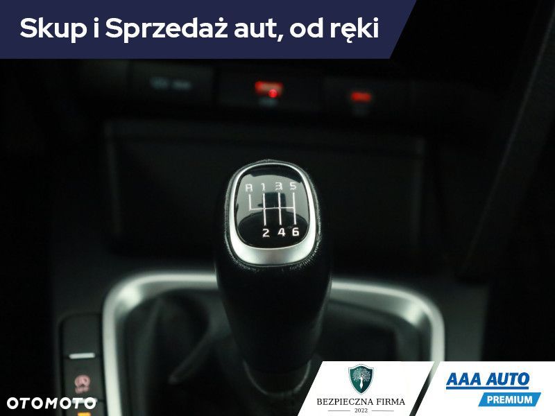 Kia Ceed - 16