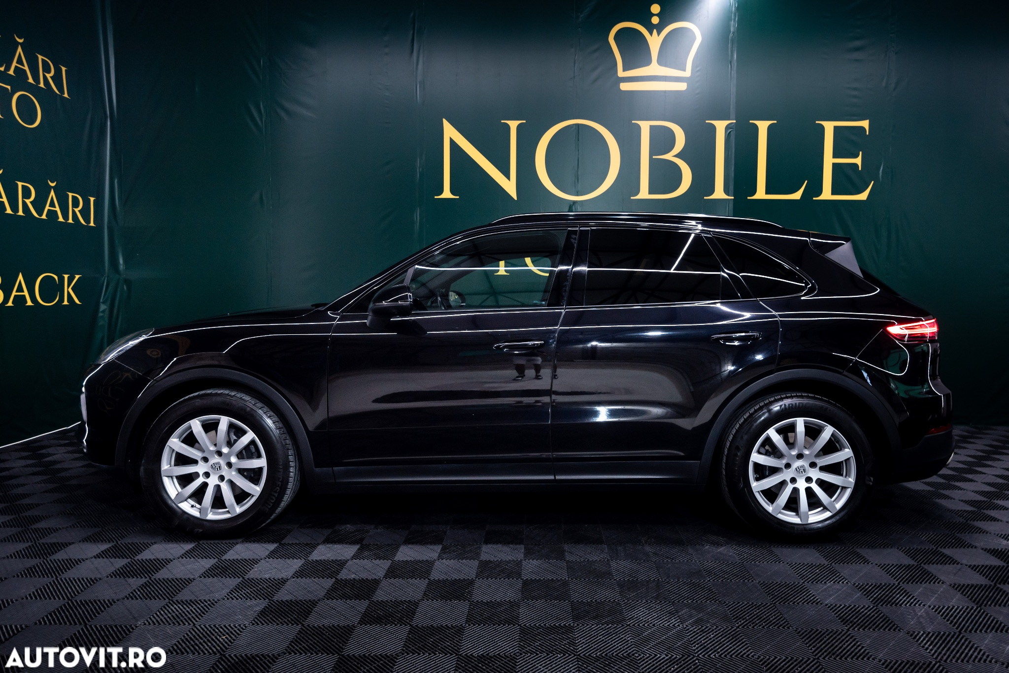 Porsche Cayenne Tiptronic S Platinum Edition - 8