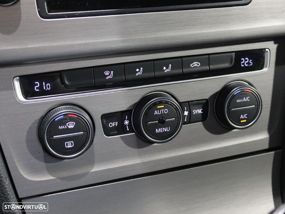 VW Golf 1.6 TDi BlueMotion Confortline - 20