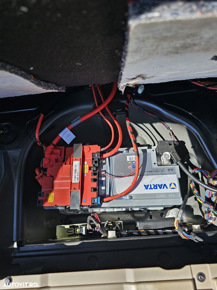 BMW Seria 5 525d Sport-Aut. Modern Line - 30