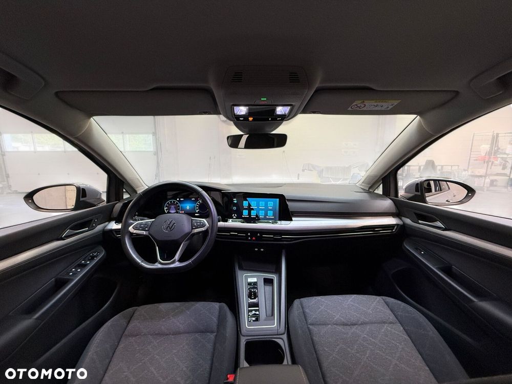 Volkswagen Golf - 28
