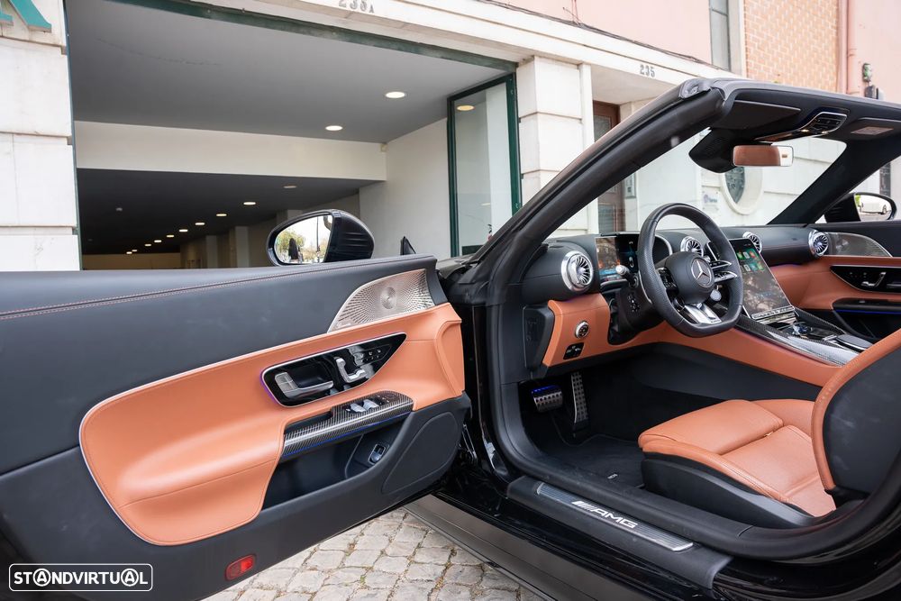 Mercedes-Benz SL 63 AMG 4Matic+ - 8