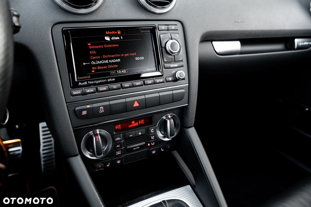 Audi RS3 Sportback - 34
