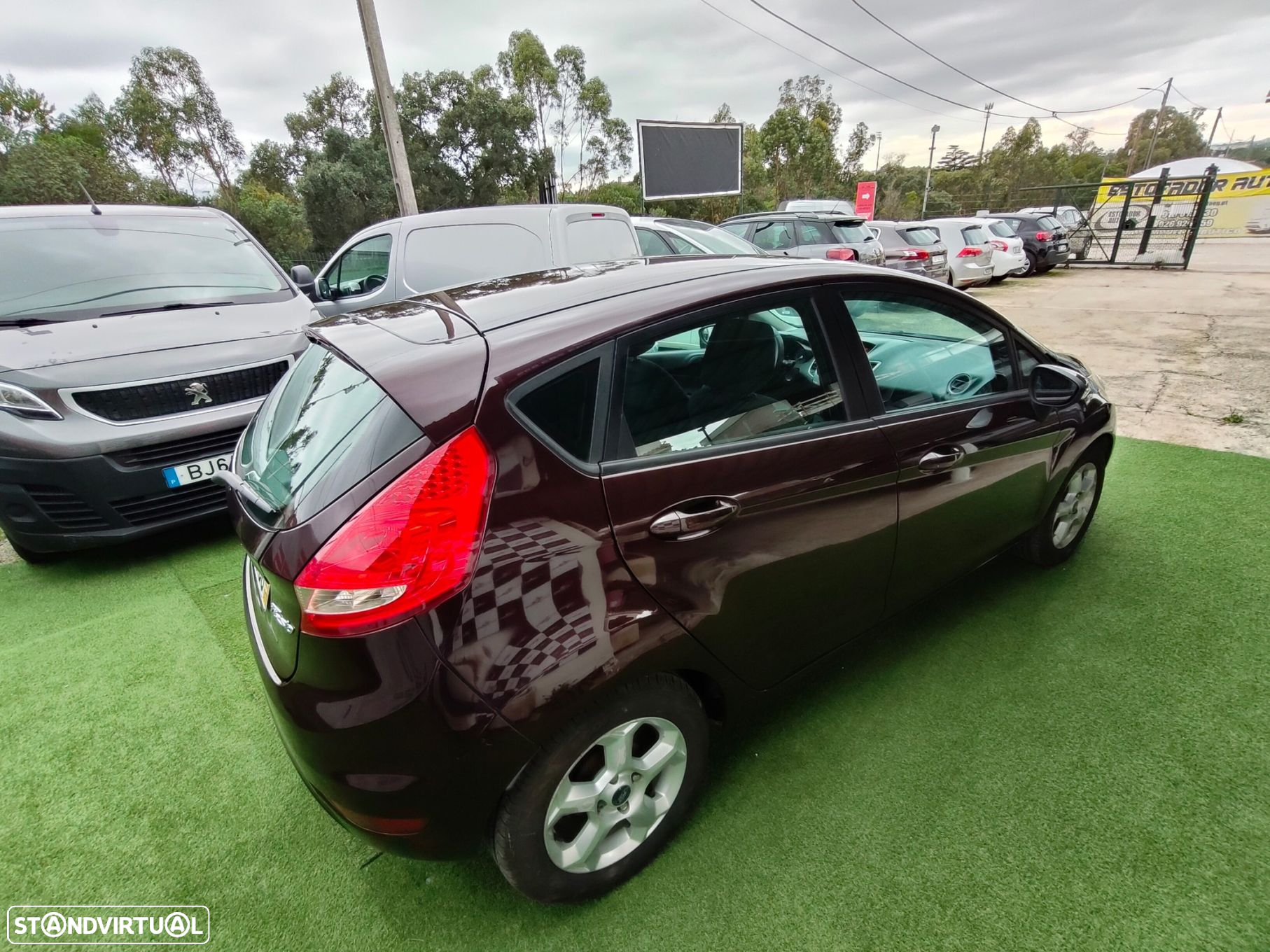 Ford Fiesta 1.25 Techno - 6