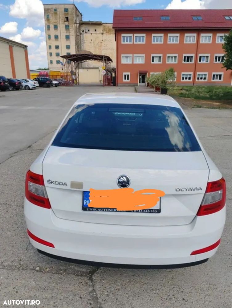 Skoda Octavia 1.6 TDI Style - 7