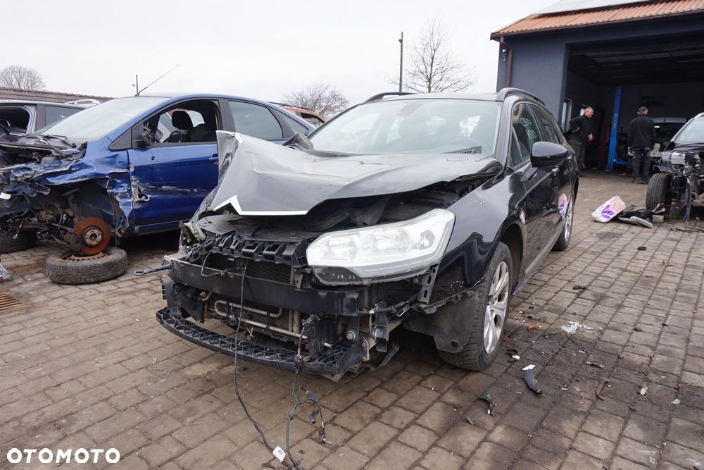 CITROEN C5 III X7 LIFT KOMBI 2011 KTVD 2.0 HDI DW10BTED4 140KM 20MB25 CZARNY na części - 1