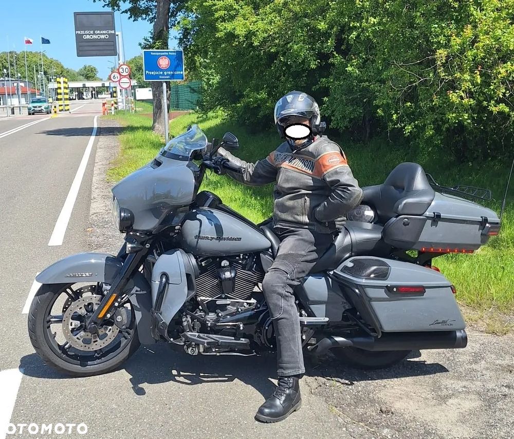 Harley-Davidson Touring Ultra Limited - 3