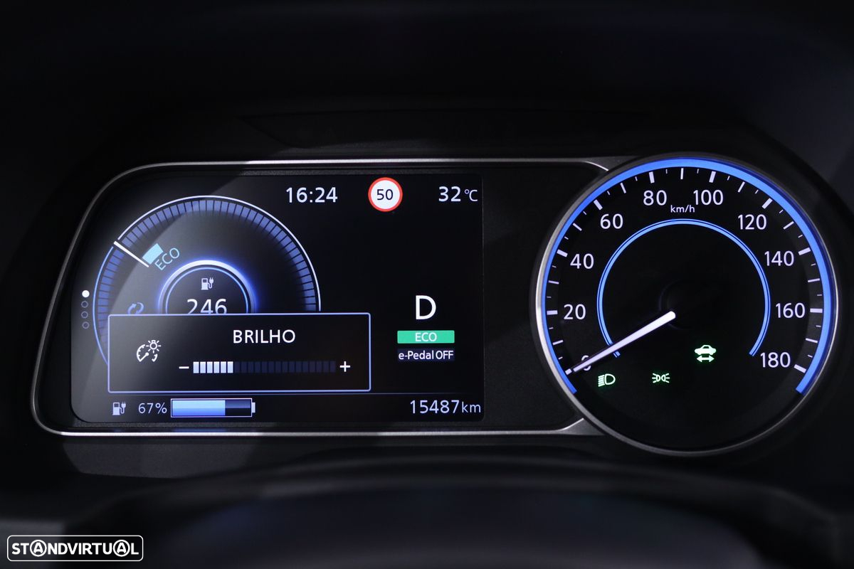 Nissan Leaf - 18