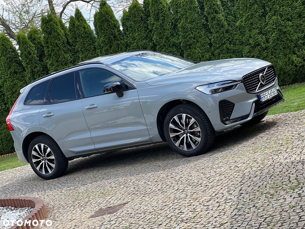 Volvo XC 60 B4 D AWD Geartronic RDesign - 26