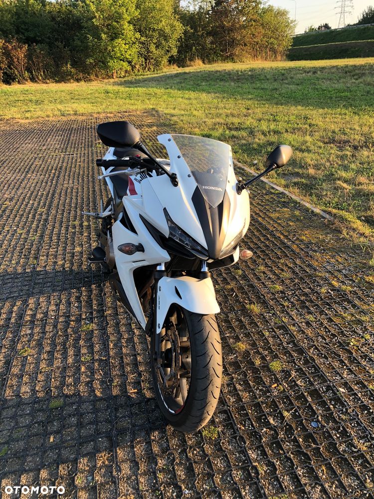 Honda CBR - 4