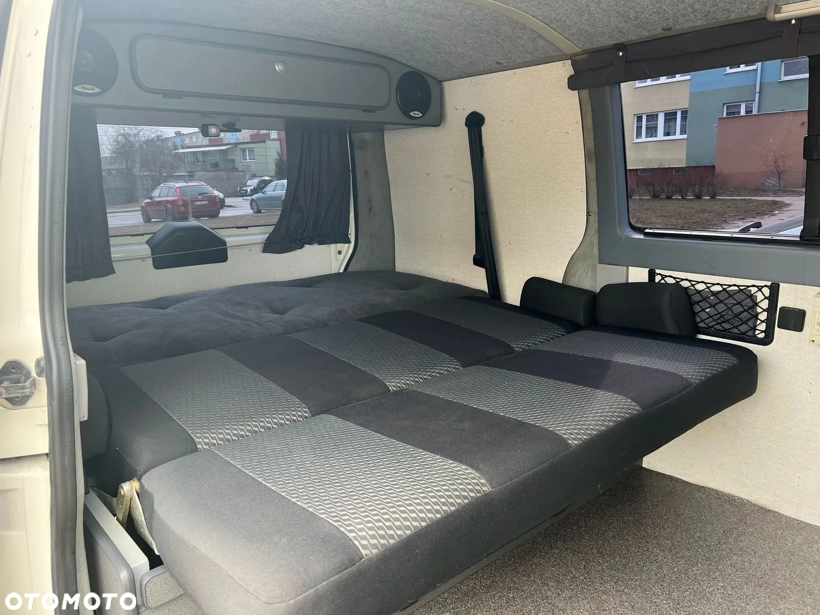 Volkswagen Transporter - 14