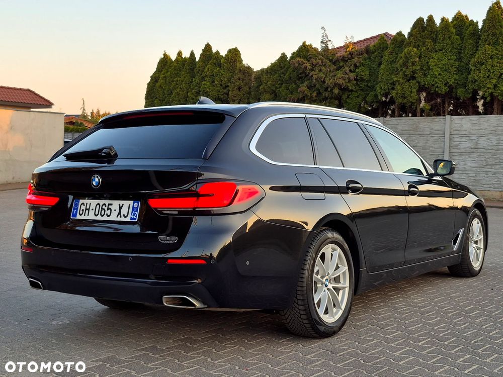 BMW Seria 5 518d Modern Line - 10