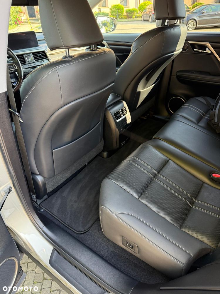 Lexus RX - 26